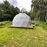 Glamping Stodola Sfera Luxury tent Sciegny