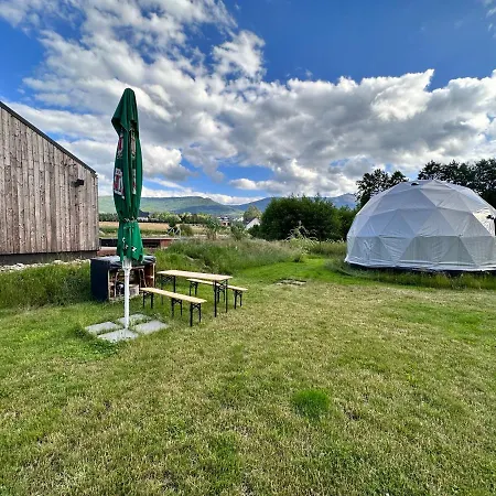 Glamping Stodola Dome Luxury tent Sciegny