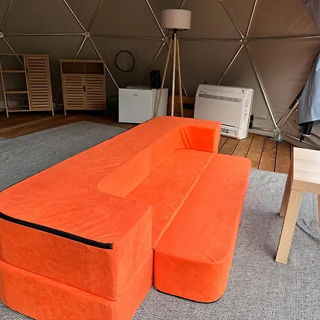 Glamping Stodola Dome Роскошный шатер Sciegny