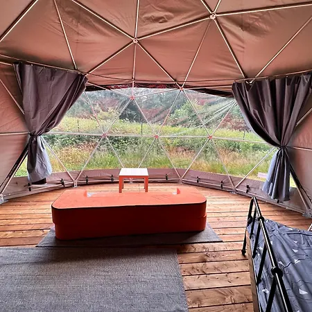 Glamping Stodoła Dome *