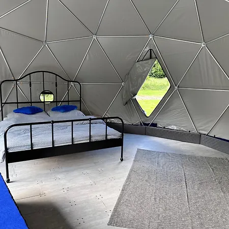 Glamping Stodola Dome Luxury tent